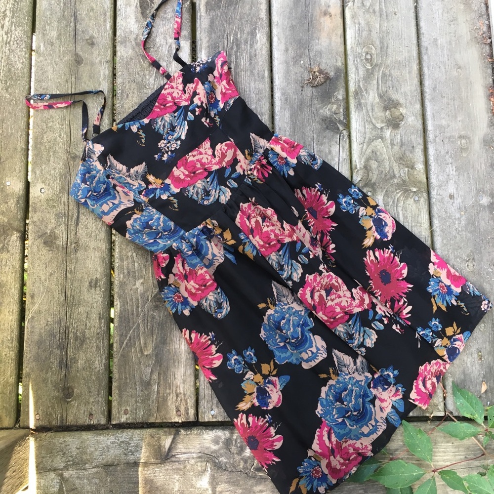 HOST PICK 💋 M4E0 Chiffon Floral Aline Dress